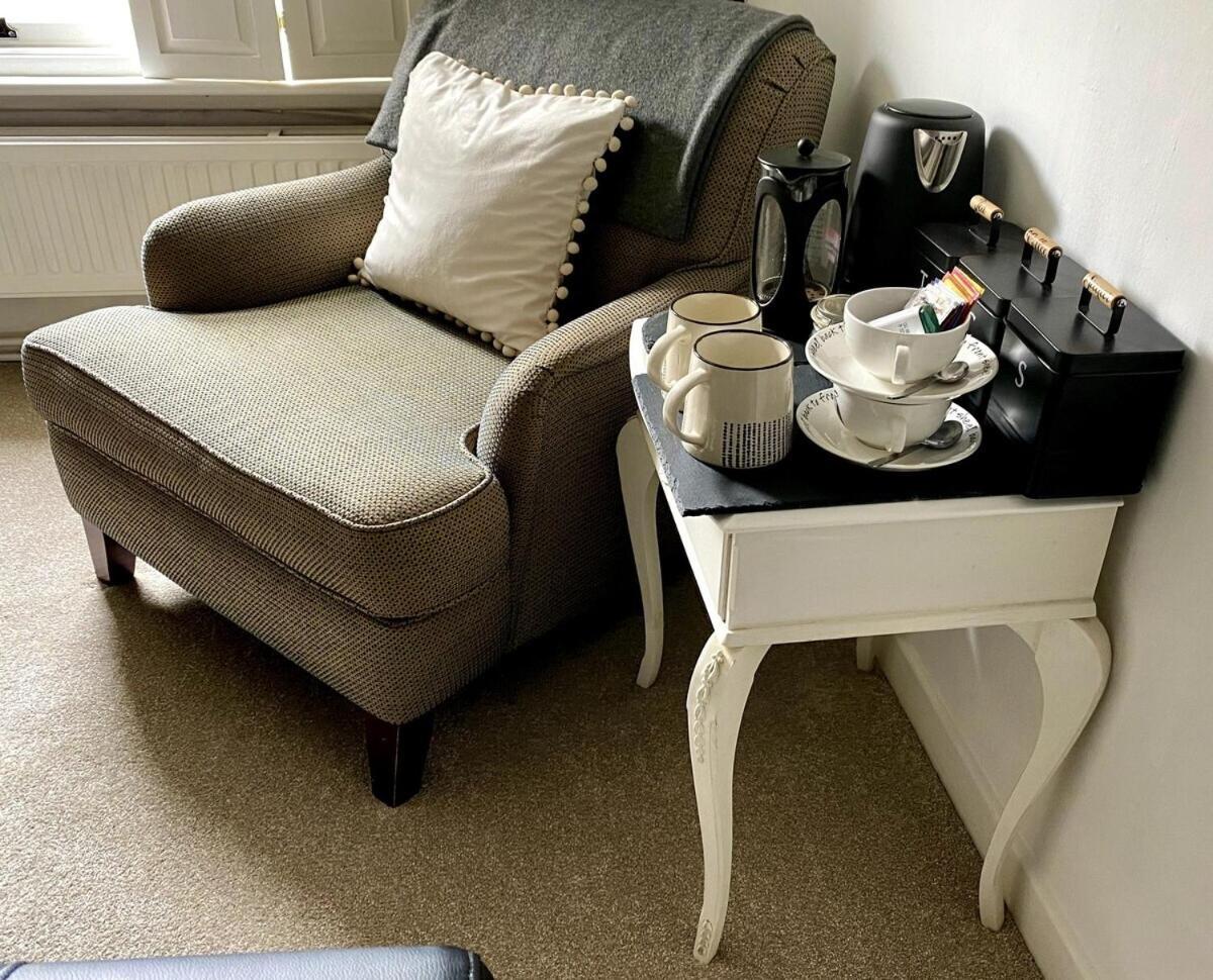 Chestnut Tree Cottage, 7 High Street Ardingly Habitación foto
